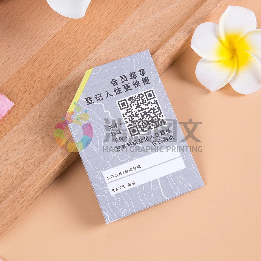 Customized Design Ecofriendly Material Cardboard Paper Hangtag